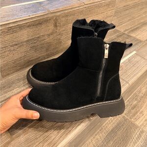 Religious Comfort Nottingham waterproof ankle boot